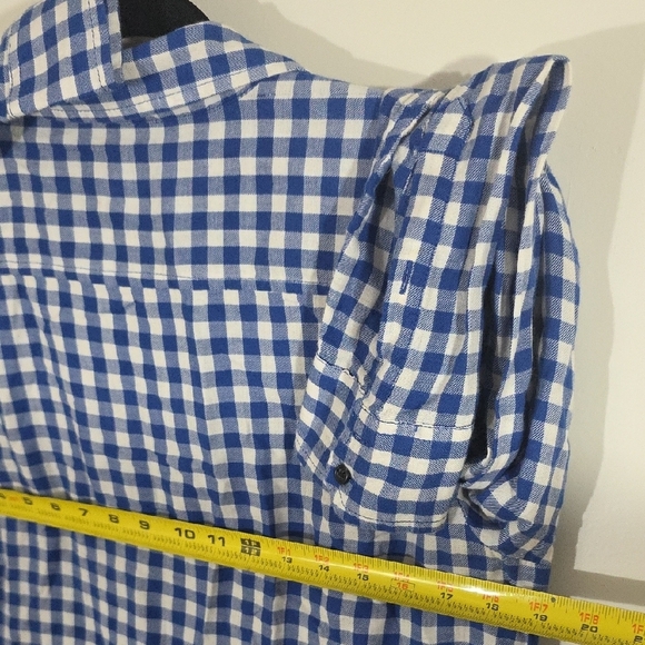 GAP Blue and White Gingham Button Down Shirt - Picture 5 of 5